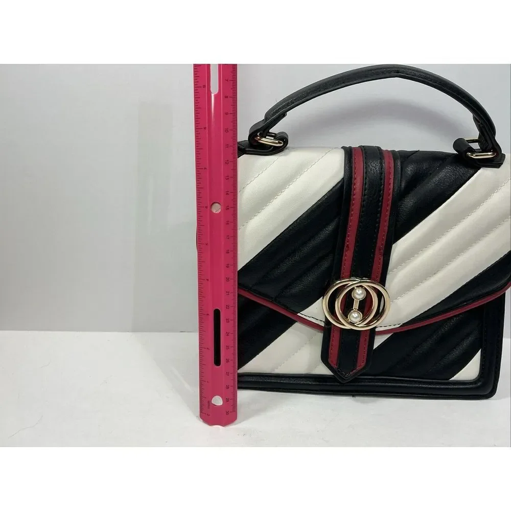 Aldo‎ Womens HandBag Purse Retro Modern Black White Red Pocketbook